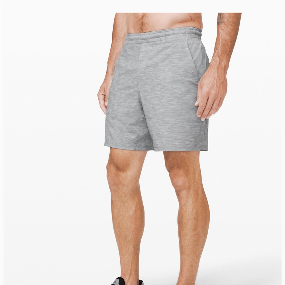 Lululemon Pace Breaker  7” inseam liner shirt